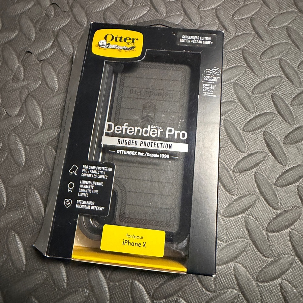 OtterBox Defender Pro Case iPhone X black protection‎ apple belt clip & holder